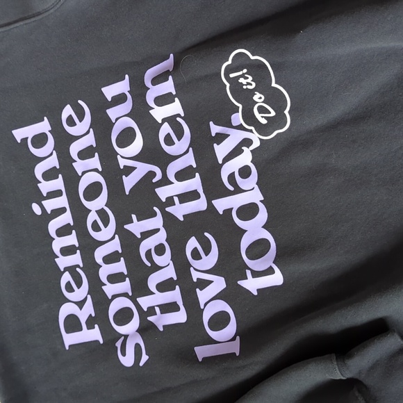 🍋✨ Mayfair group remind someone that you love them today Sweatshirt - Picture 1 of 6